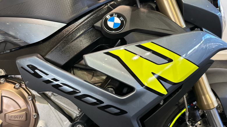 BMW S1000R SPORT